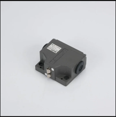 BALLUFF BNS 819-B03-R12-61-12-3B Limit switch