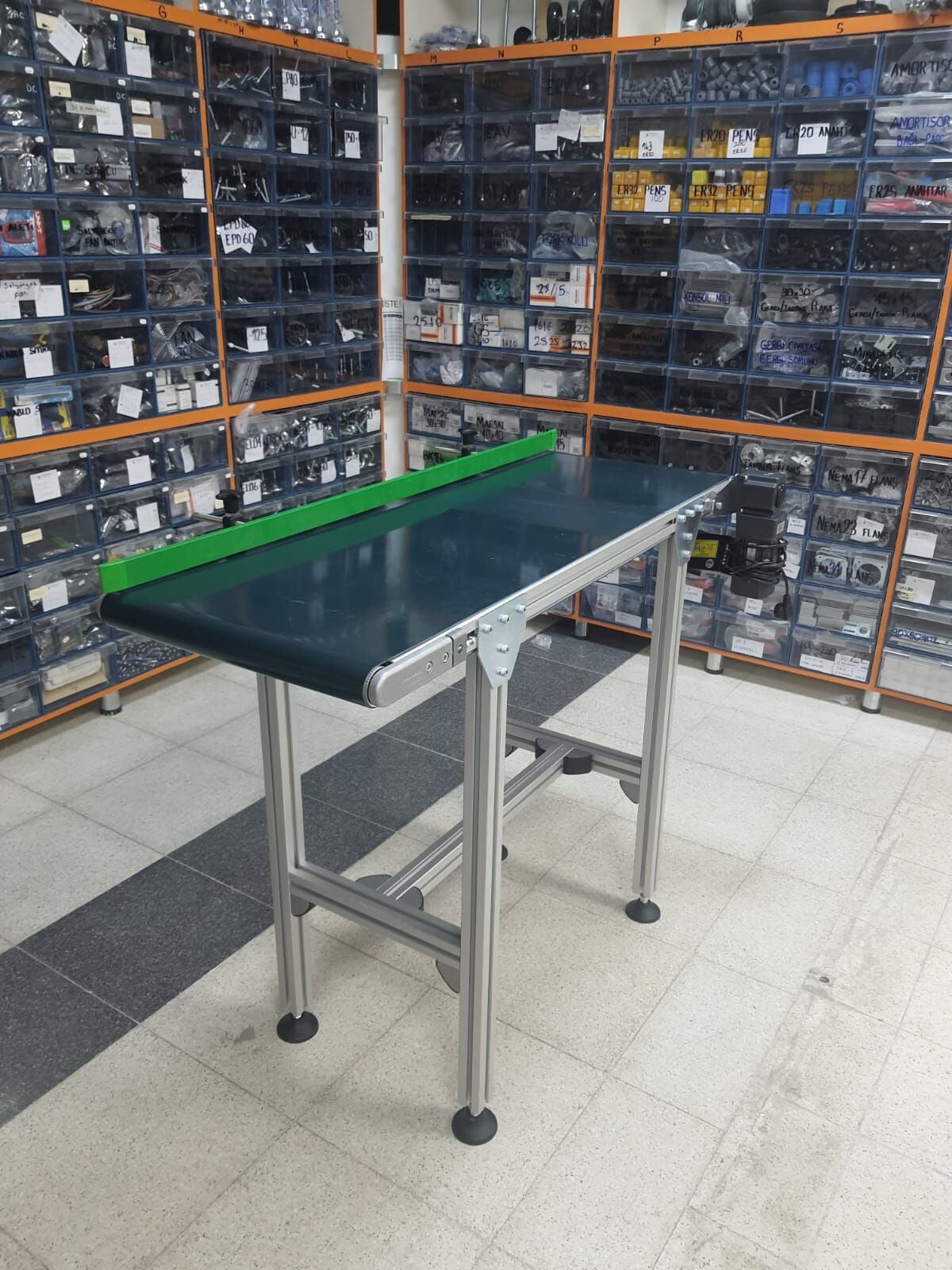 PVC Bantlı  Konveyör 450*2000*800mm